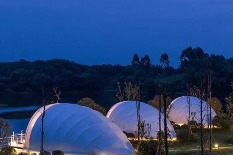 Factory Custom Glamping Tents Luxury Desert Dome Tent with Bathroom for Resorts & Hotels (6) Luxury Glamping Tent with Bathroom for Resorts