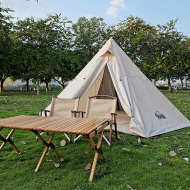 Two Bedroom Family Tent with Light Strip - Outdoor Camping Tent for 13 People