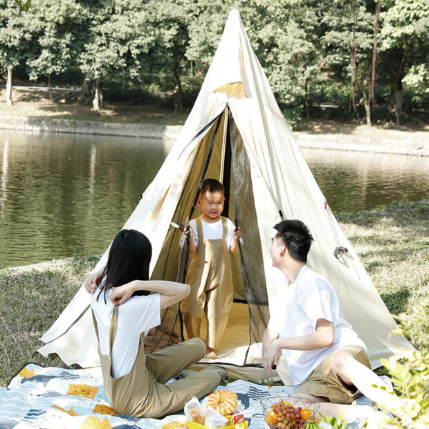 Two Bedroom Family Tent with Light Strip - Outdoor Camping Tent for 13 People