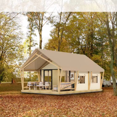 Luxury Eco-Friendly Glamping Tent with Glass Entrance – Wooden Safari Lodge for Resorts