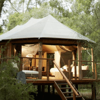 Luxury Glamping Tent with Bedroom, Living Room, and Bathroom for Resorts