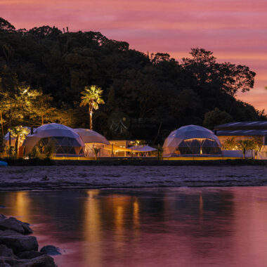 Luxury Timber Safari Tent with Steel Frame for Resorts