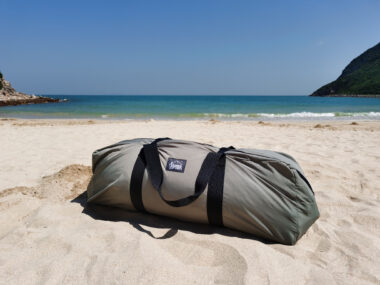 Large Beach Tent Sunshade for 60-80 People, Customizable for Events and Weddings
