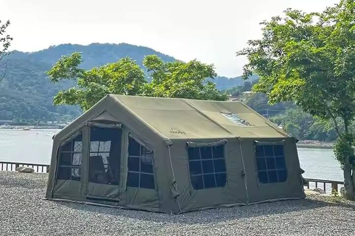 Waterproof Single Person Tactical Camouflage Tent Perfect for Long-Distance Wilderness Travel (2) Large 17-Square-Meter Portable Rescue Tent UV-Resistant and Waterproof for Large Family Camping